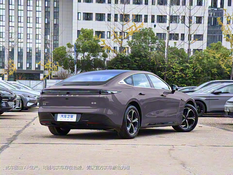 2025��  ���� ���ʰ� 70kWh