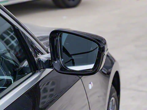 2025�� 325i M�˶���װ