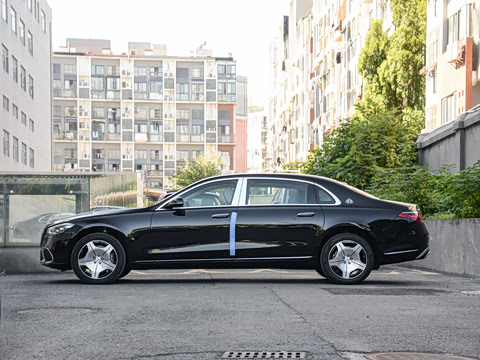 2025�� S 480 4MATIC