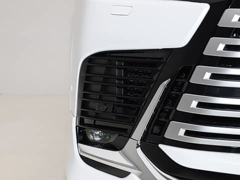 2025�� 700h ����