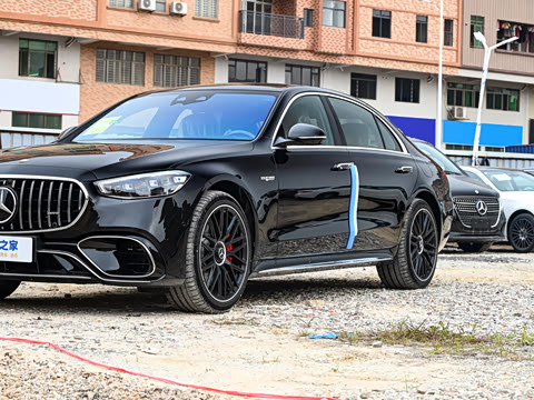 2025�� AMG S 63 L E Performance