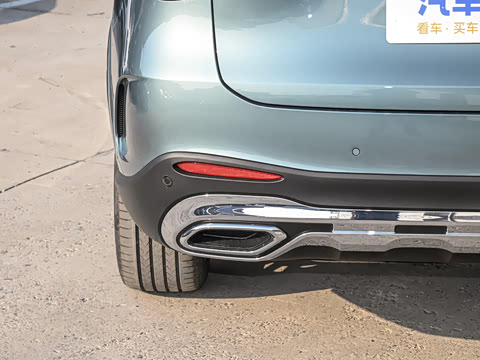 2025�� GLC 300 L 4MATIC ������ 5��