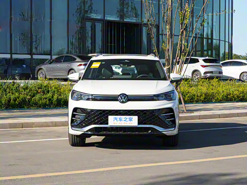 2024�� PRO 330TSI ����R-Line�����