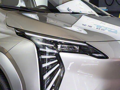 2025�� Plus 510 ������