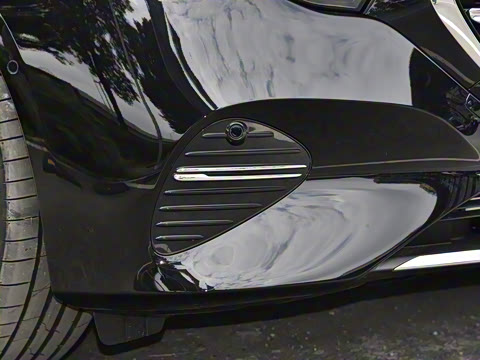 2024�� �Ŀ� E 300 L ������