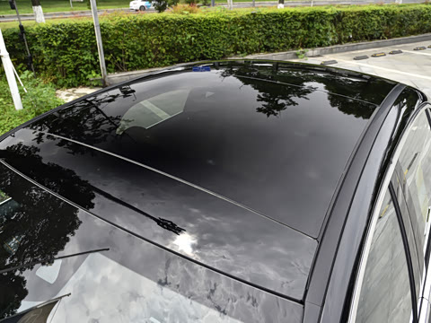 2024�� �Ŀ� E 300 L ������