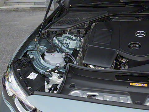 2025�� E 300 ʱ�����˶���