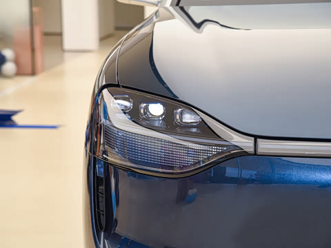 2025�� ���� Max�� 52kWh 6����