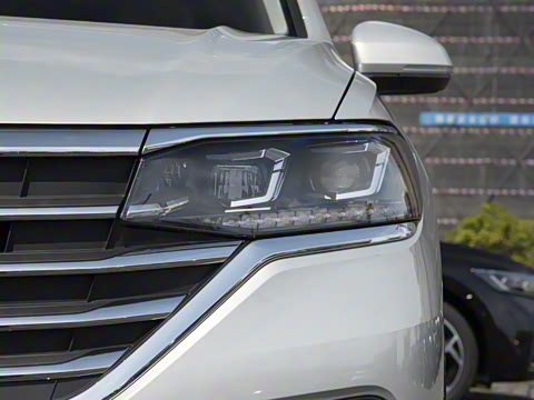 2024�� 380TSI ��۰�