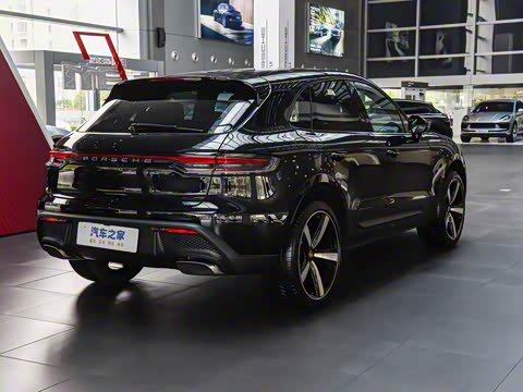 2025�� Macan 2.0T ���ΰ�