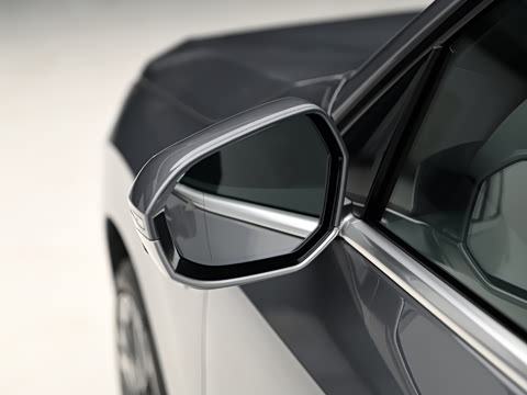 2025�� xDrive30L ������ M�˶���װ