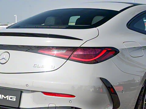 2024�� AMG CLE 53 4MATIC+ ���ܳ�