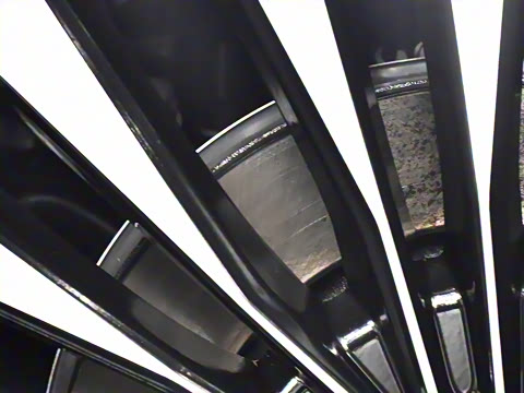 2025�� 400T ���������