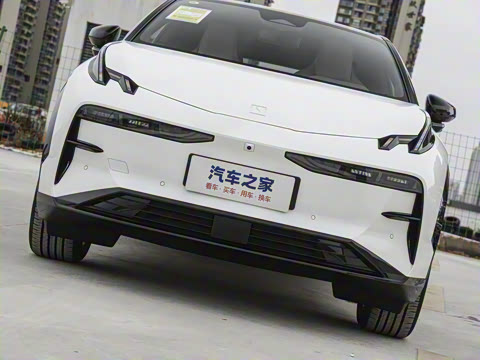 2025�� ������������