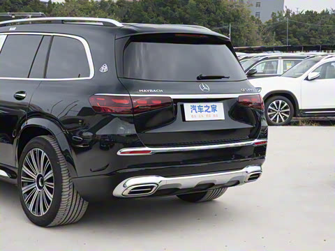 2025�� GLS 480 4MATIC