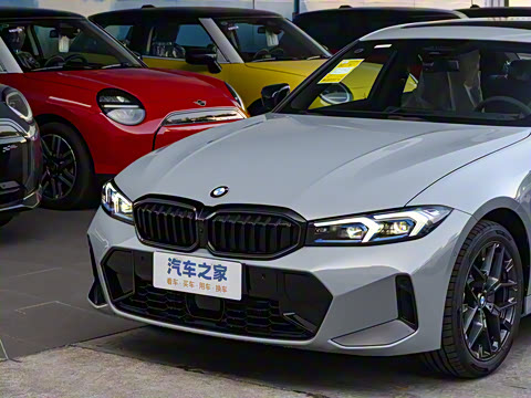 2025�� 330Li ������ M�˶���ҹ��װ