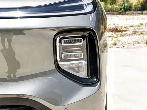 2025�� 215�콢��