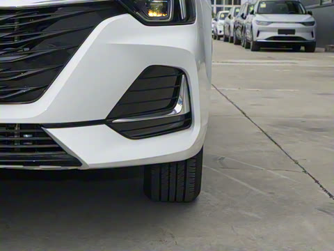 2023�� EV 500��Ļ��ͻ���