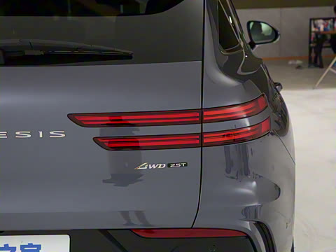 2025�� 2.5T �����콢��