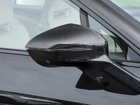 2025�� Max ���������