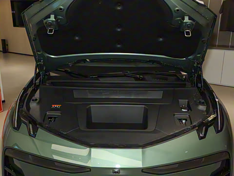 2025�� ����������