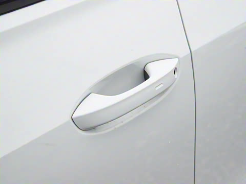 2025�� ̽��L 330TSI ������ӢCity��