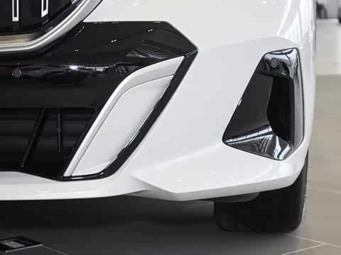 2025 eDrive 35L M˶װ