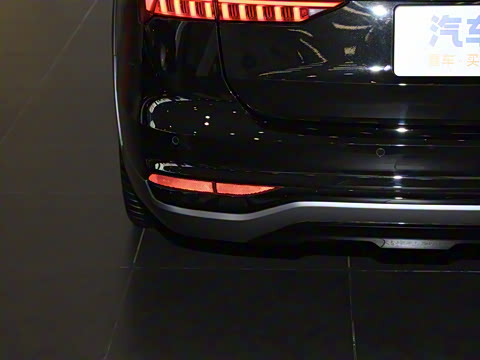 2025�� allroad quattro ̽���� 55 TFSI ����ԽҰ��