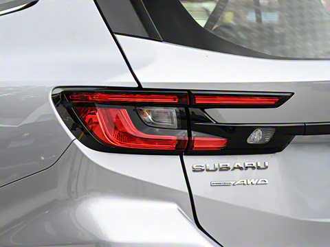 2025 2.4T CVT Wagon tS EyeSight