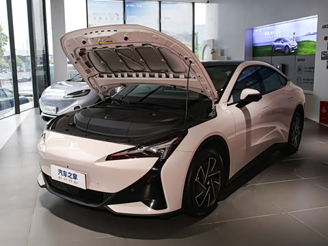 2024�� 560PRO 185kW