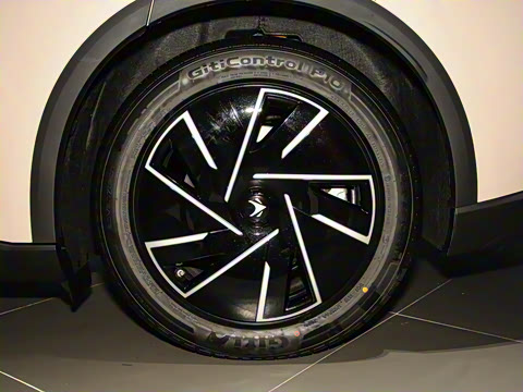 2024�� 560PRO 185kW