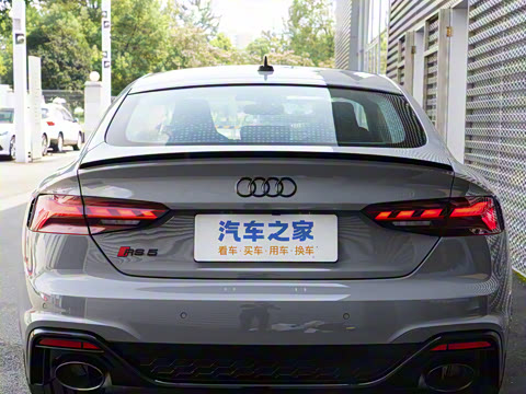 2024�� RS 5 2.9T Sportback ȼ���