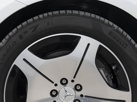 2025�� �Ŀ� S 480 4MATIC