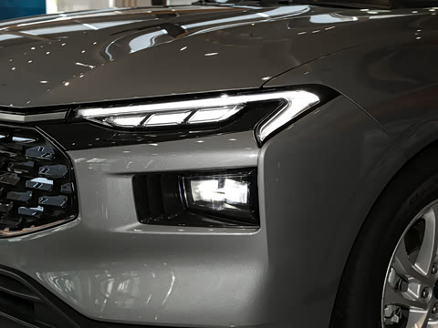 2023�� EcoBoost 180 ������