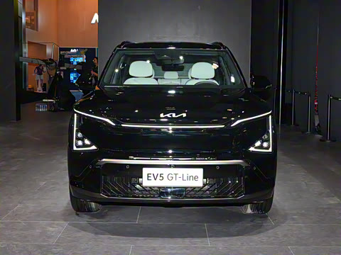 2025�� 580 Wave AWD GT-Line