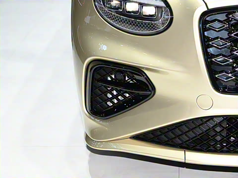 2025�� GT Mulliner��