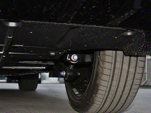 2025�� 550 PRO���а�