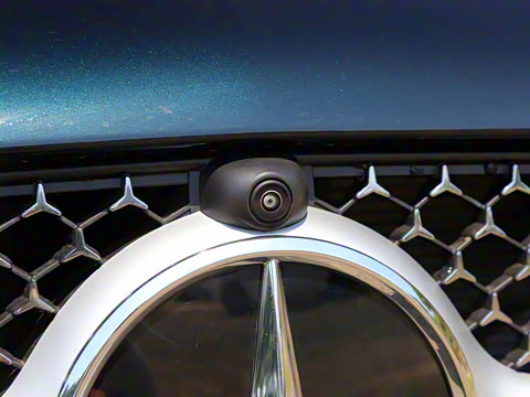 2025�� C 260 L 4MATIC �˶���