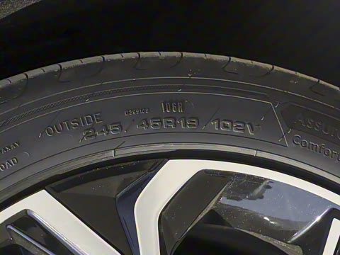 2025�� 700km Զ���Ǽݰ�