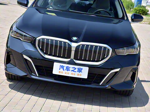 2024�� 525Li M�˶���װ