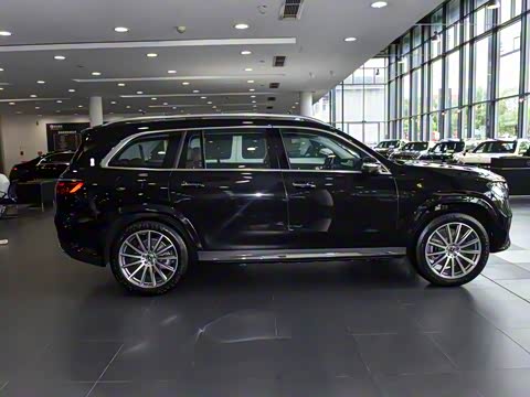 2025�� GLS 450 4MATIC ������