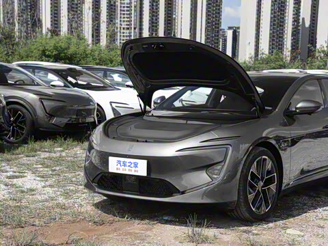 2025�� �Ŀ� Ultra���̰�