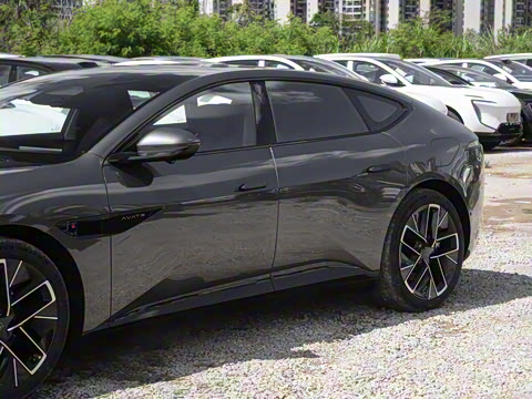 2025�� �Ŀ� Ultra���̰�