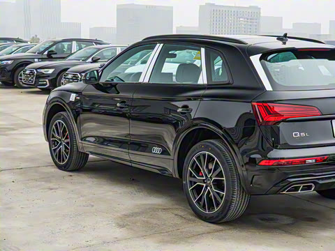 2025�� 45 TFSI ����������