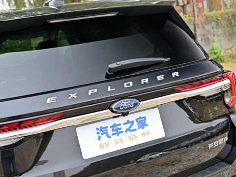 2024�� 2.3T EcoBoost ��������plus�� 7��