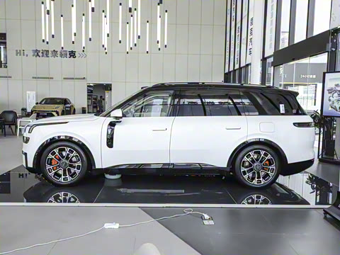 2025�� 2.0T Ultra