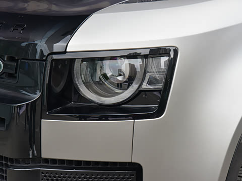 2025�� 110 3.0T P400 X