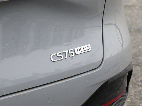 2025�� ���Ĵ� 1.5T ������ �ǻ��콢��