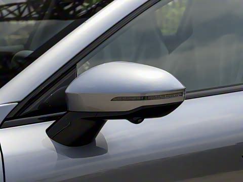 2025�� ���� 550ProѲ����