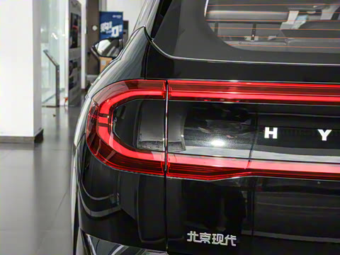 2023�� ��� 2.0L ����LUX